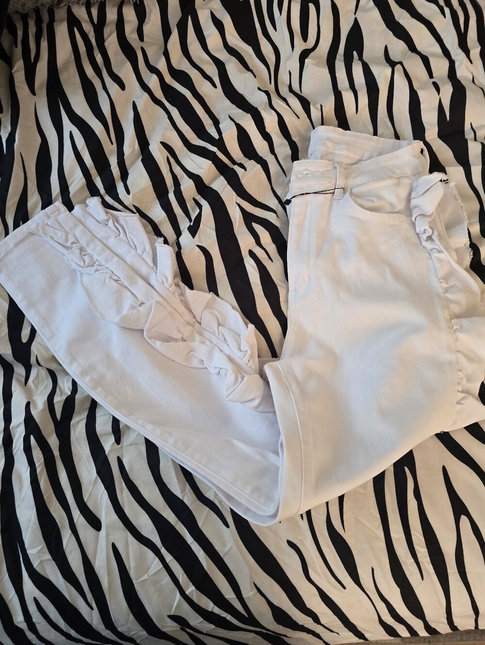 White Ruffle Side Skinny Jeans